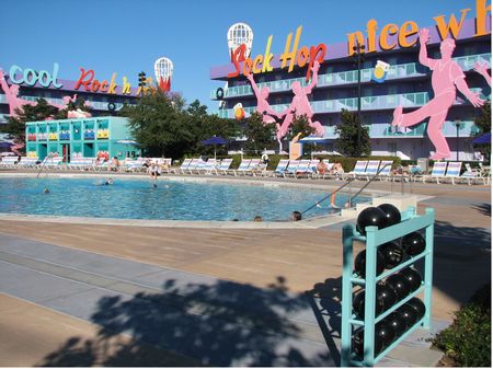 Disney's Pop Century Resort photo, from ThemeParkInsider.com