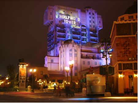 The Twilight Zone Tower of Terror photo, from ThemeParkInsider.com