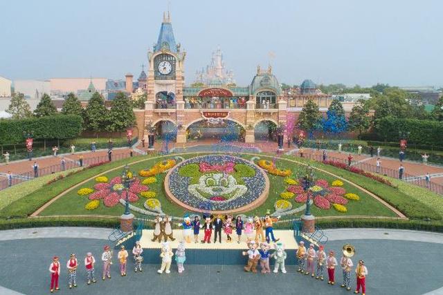 Reopening ceremony at Shanghai Disneyland